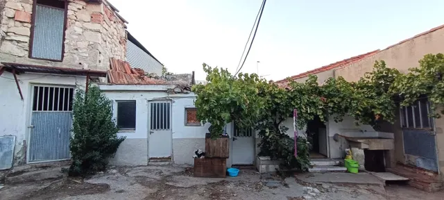 VENTA INMUEBLE/SOLAR ADOSADO CON construcciones VARIAS EN ZAMORA ZONA SAN ISIDRO, PATIO, GARAJE... — 7