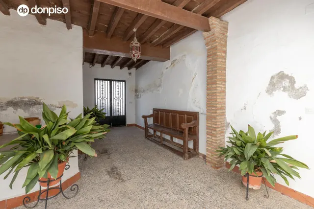 EXCEPCIONAL OPORTUNIDAD EN PLENO CENTRO DE HUÉTOR VEGA — 20