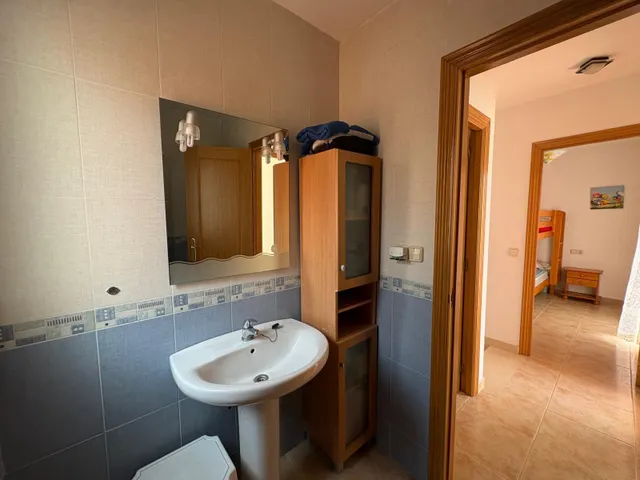 Encantadora Casa Reformada en Peñiscola con Vistas y Piscina Comunitaria — 22