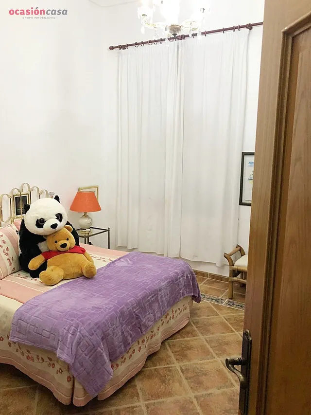 PRESTA ATENCIÓN A ESTA AUTÉNTICA PRECIOSIDAD. — 18