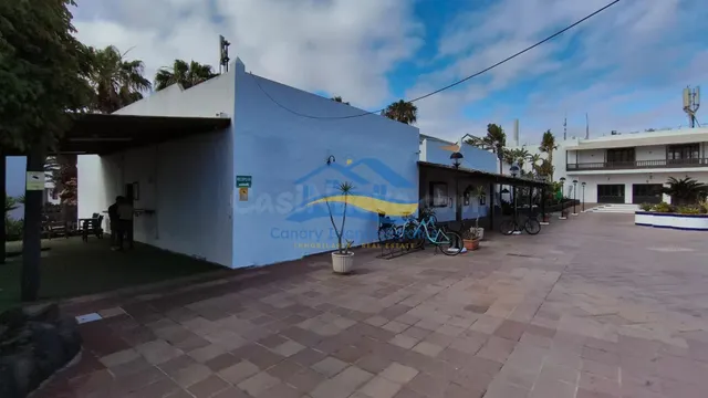 Local Comercial de 298 m2 en Planta Baja + Terraza en Cubier - foto 2
