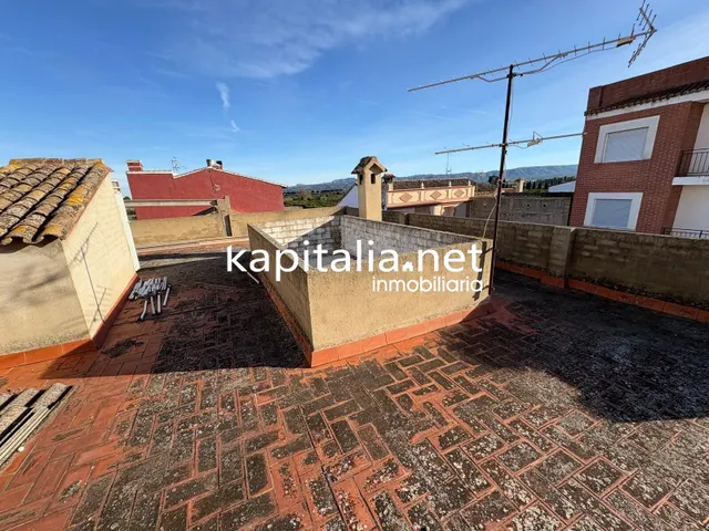 ESTUPENDA CASA A LA VENTA EN MANUEL — 30