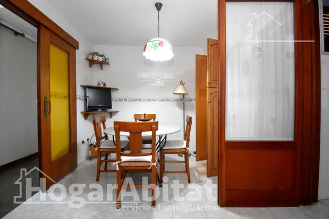 GRAN PISO SEÑORIAL CON BALCÓN Y TERRAZA EN AVENIDA PRINCIPAL — 20