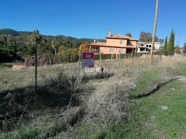 Parcela Maestre Escuela — 2