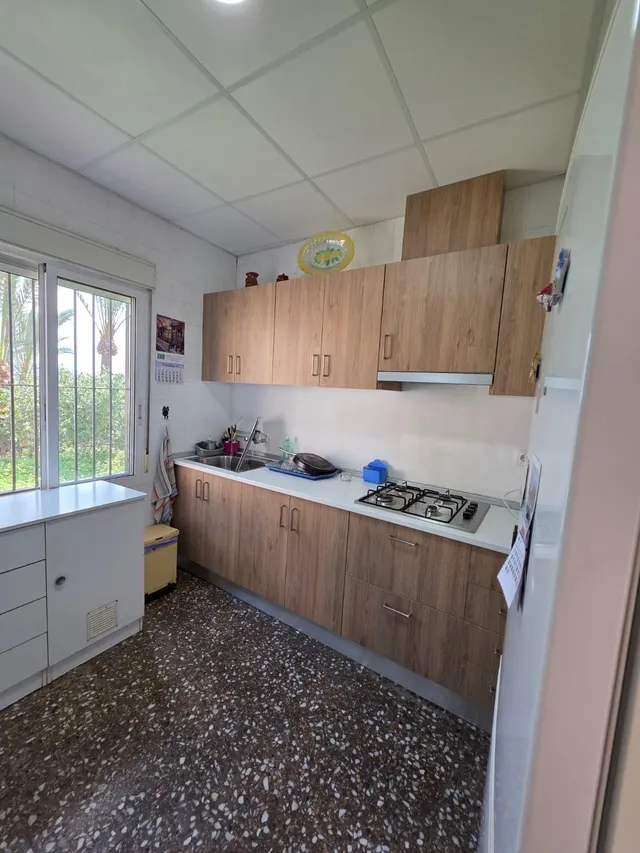 Casa con Piscina Privada y Amplias Posibilidades de Ampliación en Orihuela — 28