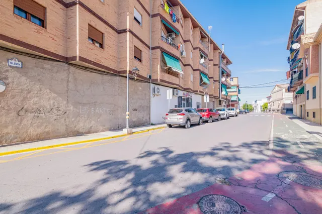 Un mostrador, un oficio, un local o un piso que puede ser tuyo — 20