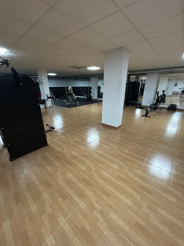 1 DORMITORIO + PLAZA DE GARAJE EN LA ENVÍA GOLF — 32