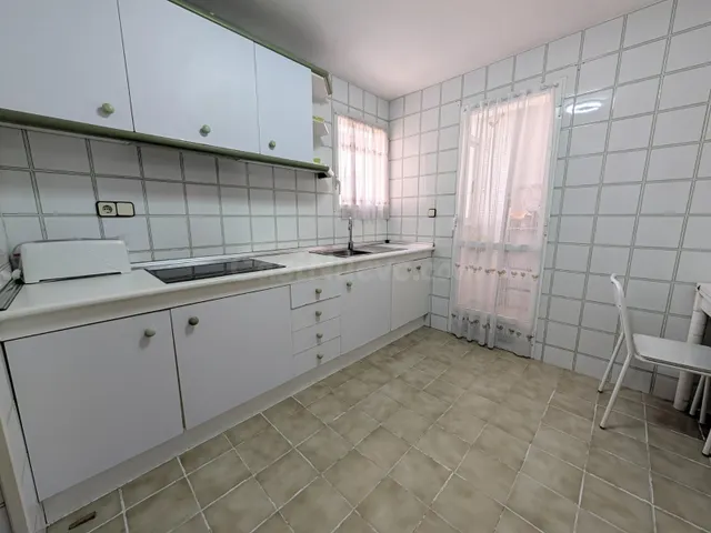 PISO EN VENTA CALLE BRASIL ( VISTAS AL MAR) - foto 5