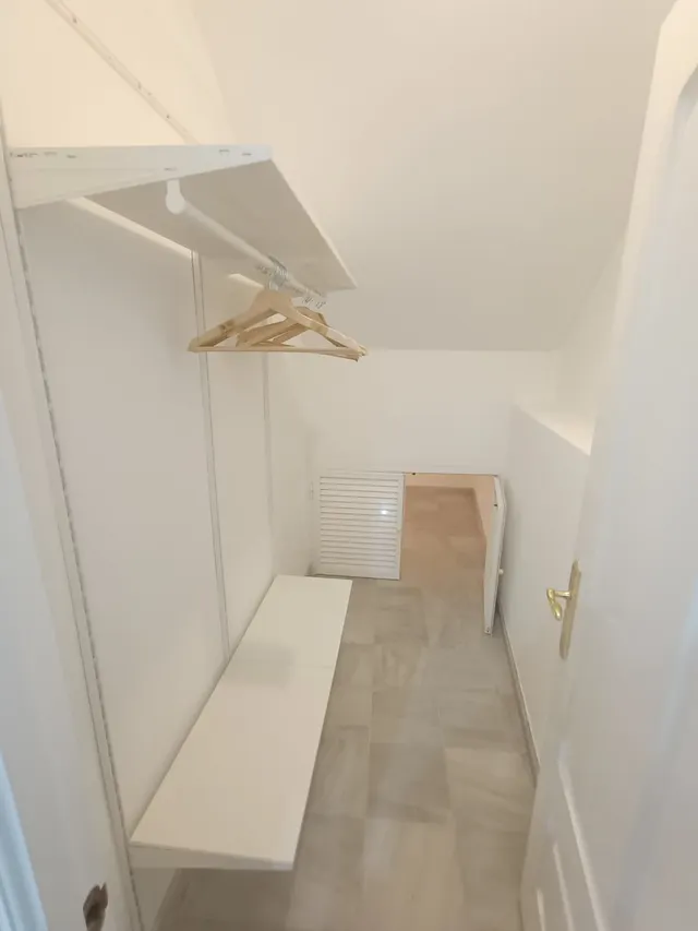 Amplio Duplex en el Barrio Santa María — 30