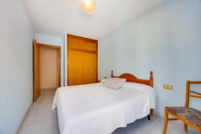Apartamento de 2 dormitorios y 1 baño en el centro de Torrevieja — 15