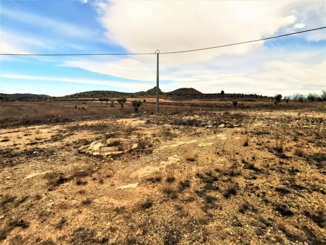 TERRENO URBANIZABLE EN SALINAS ZONA CAMARA BAJA - foto 4