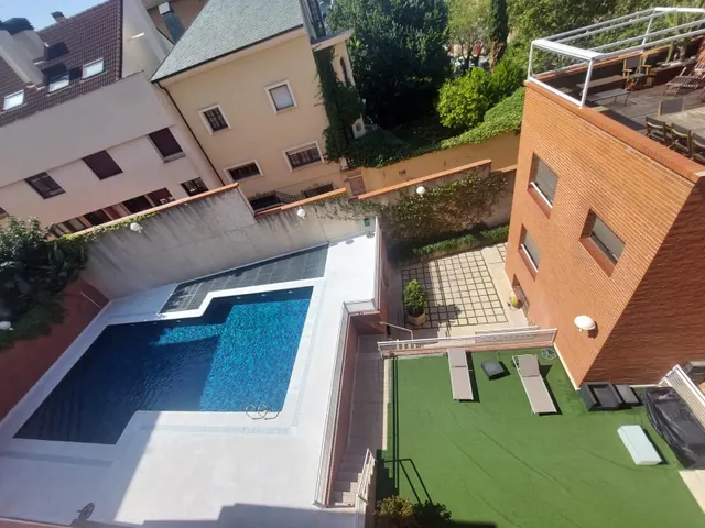 CHALET EN RUISEÑORES. — 20