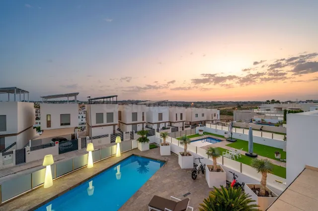 Villa 3 habitaciones 113m² en venta - PAU 26 — 39
