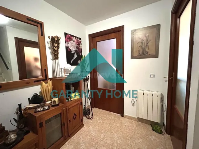 ¡CHALET ADOSADO EN RESIDENCIAL GREDOS – CÁCERES! ✨ - foto 3