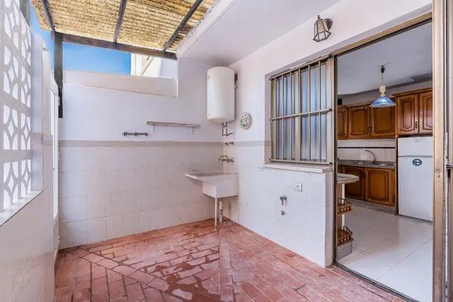 CASA ADOSADA EN MOTRIL — 17