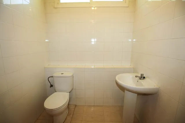 Chalet independiente con gran terraza en Calafell — 18