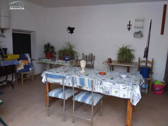 Grupo la Noria Vende Casa de 4 Dormitorios, 2 baños y Amplio - foto 5
