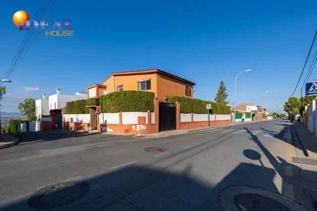 Compra tu parcela para hacer la casa de tus sueños a 5 min de Granada. Huétor Vega — 15