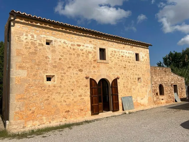 Magnífica y auténtica finca de 5 dormitorios muy cerca de Sa