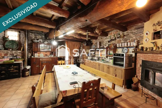 ¡Oportunidad única! Espectacular casa rural tradicional  con huerto de regadío y vistas a la montaña. — 8