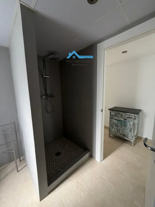 Exclusivo apartamento reformado con vistas al mar y acceso directo a la playa en Cap Negret, Altea — 32
