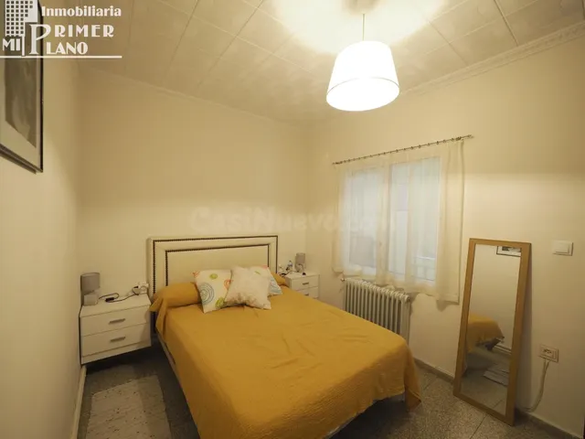 *Casa de 2 plantas junto a calle Espinosa, de 2 dorm ,2 baño - foto 4