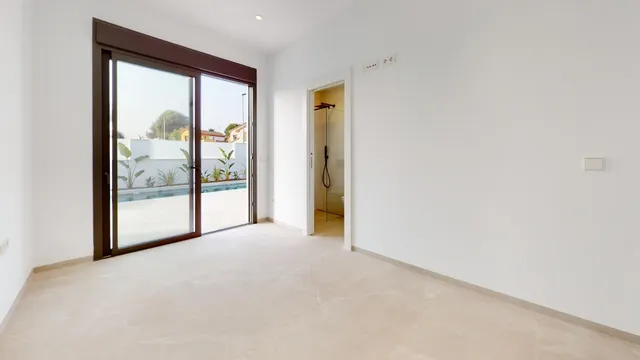 Villas de obra nueva en los alcazares — 24
