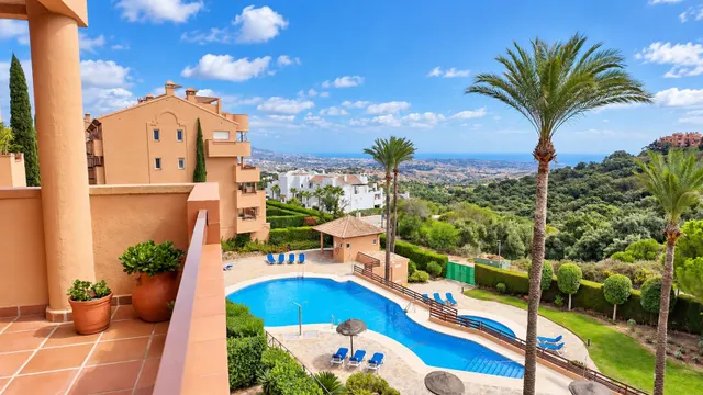 Piso con vistas al mar y terraza en Urbanización El Vicario, La Mairena (Ojén) — 25