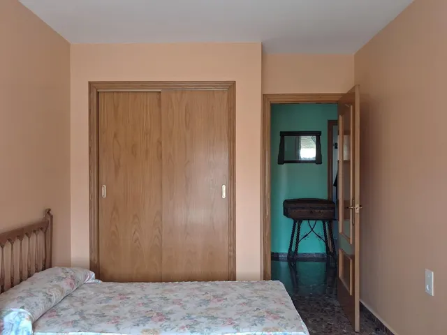 Amplia vivienda con gran garaje, patio y excelente luminosidad — 22