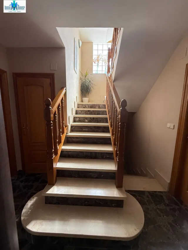 INMOHOUSE VENDE PAREADO — 46