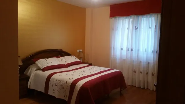 CHALET PAREADO EN VENTA EN STA. MARIA DE FIGUEIRAS — 6