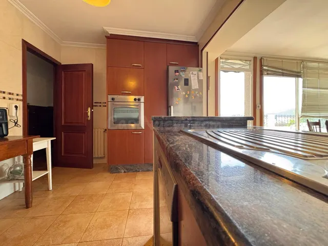 CASA CON VISTAS AL MAR ENTRE MARÍN Y PONTEVEDRA — 12