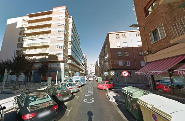 Se vende piso OKUPA en Palencia (Palencia). - foto 3