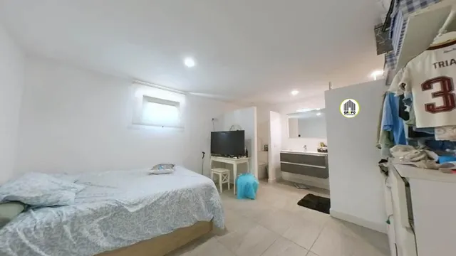 Casa reformada de tres plantas con piscina, jacuzzi, gimnasio, sauna  y vistas a parque natural — 40