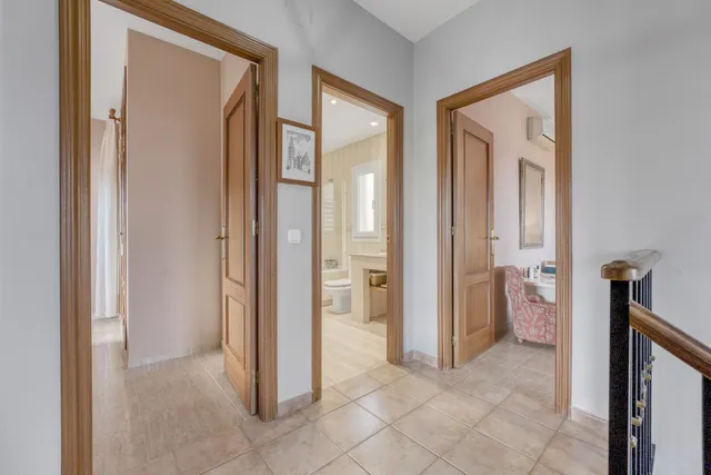 Chalet 5 habitaciones 205m² en venta - Churriana-El Pizarrillo-La Noria-Guadalsol — 28