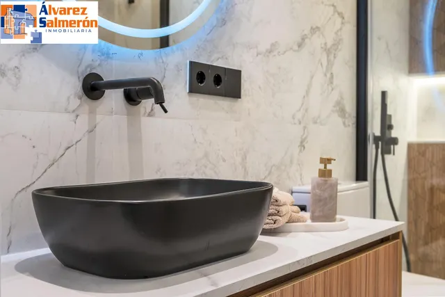 PRECIOSO ESTUDIO DE LUJO EN URBANIZACION TRIUNFO JARDIN — 29