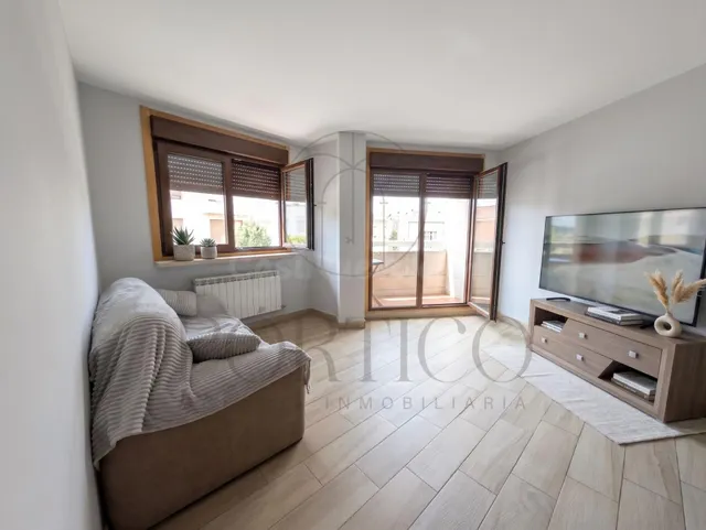 ¡¡Gran oportunidad para inversores!! Luminoso piso de 50 m2 con rentabilidad inmediata en venta — 2