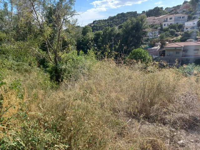Terreno urbano edificable en venta de 630 m2 en zona residencial de Cunit — 14