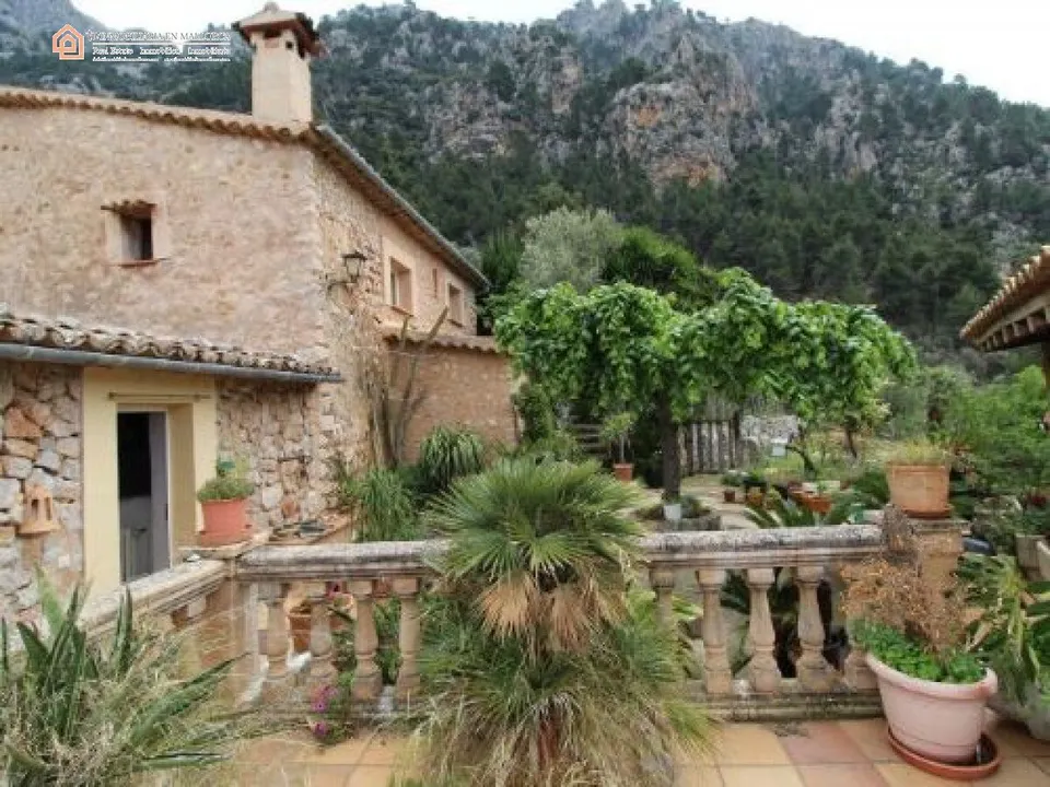 Fantástica Finca Rustica en el Pueblo de Biniaraix