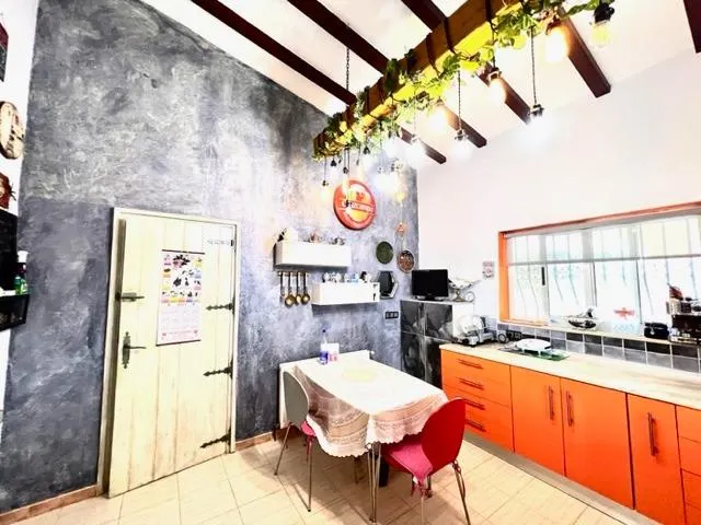 CHALET CON IDENTIDAD PROPIA¡¡ — 25