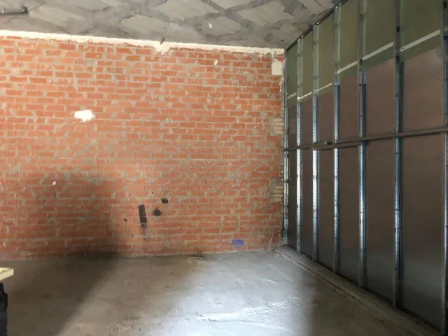 LOCAL COMERCIAL EN VENDA D'ENTITAT BANCARIA — 5