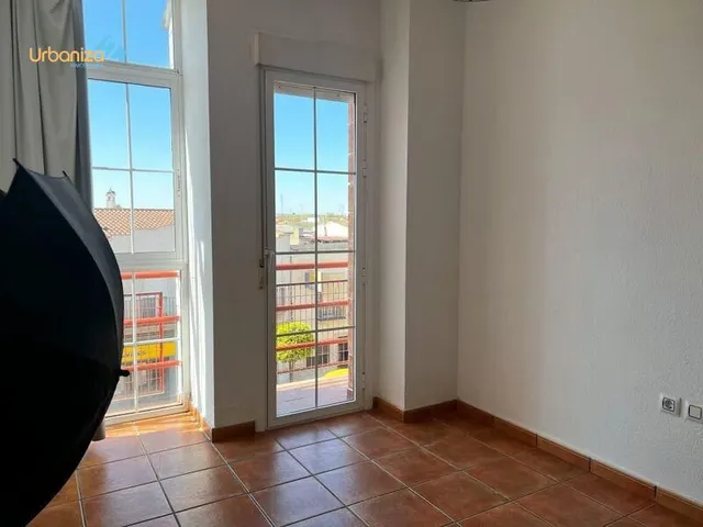 AMPLIO PISO CENTRICO DE 4 habitaciones EN TALAVERA IDEAL INVERSORES — 13