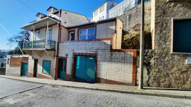 CASA DE PUEBLO PARA REFORMA EN A GRAÑA (FERROL)