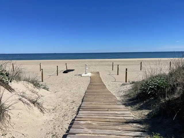 ¡Tu refugio soñado frente al mar te está esperando! — 38