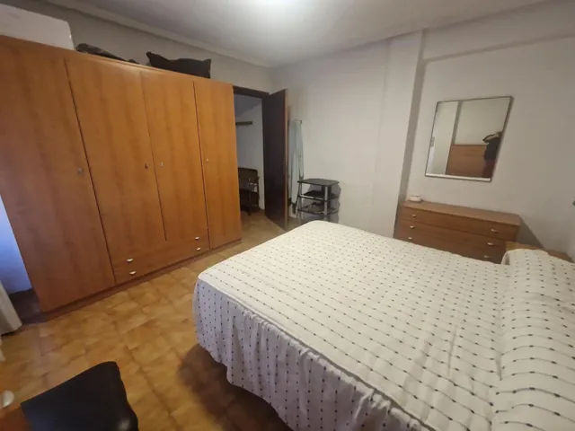 PISO CENTRICO DE 83M2 CON ASCENSOR Y BALCÓN — 39