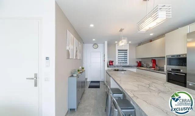 Chalet pareado en venta en Calle Joan Timoneda — 7