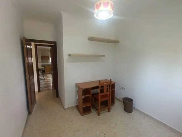 LUMINOSO PISO EN LA MILAGROSA DE 3 DORMITORIOS — 10