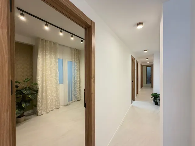 PRECIOSA VIVIENDA TOTALMENTE REFORMADA, IDEAL PARA VIVIR TODO EL AÑO O COMO INVERSION — 29