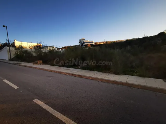 SOLAR URBANO EN ALTOS DE LA ZUBIA - foto 3
