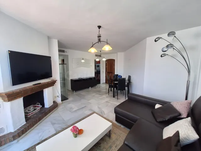 ELEGANTE PISO EN PUERTO MARINA - BENALMÁDENA - foto 3